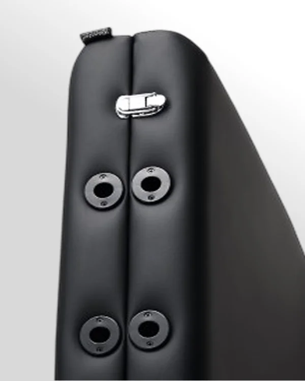 Совершенная обивка:
Мягкая и износостойкая.
