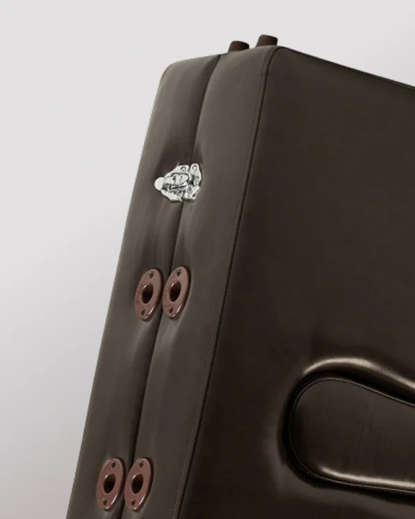 Совершенная обивка:
Мягкая и износостойкая