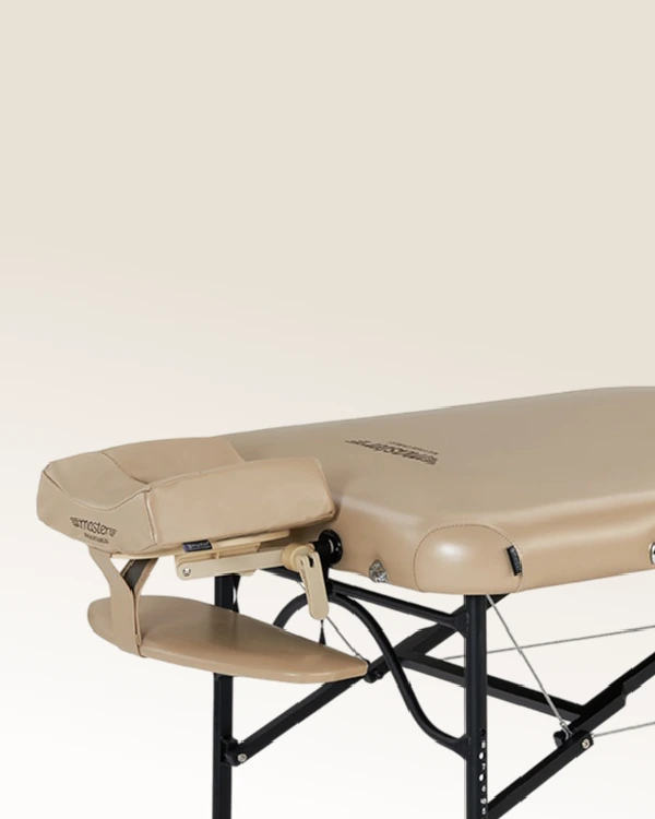 Полка для рук
для максимального комфорта
и особого положения плеча
