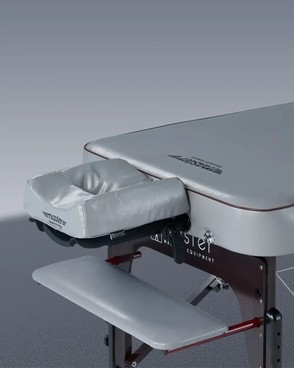 Полка для рук
для максимального комфорта
и особого положения плеча
