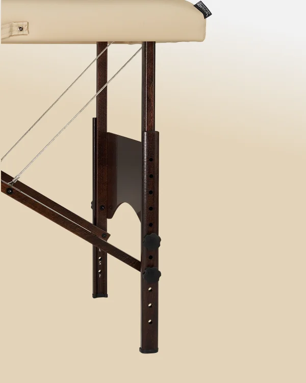 Быстрая регулировка высоты
с удобными шарнирами