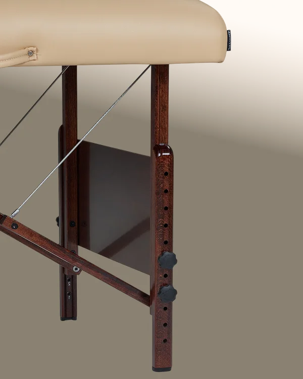 Гибко настраиваемая позиция
с положениями шарнирами
