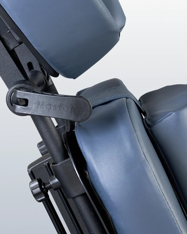 Быстрая регулировка высоты
с удобными шарнирами